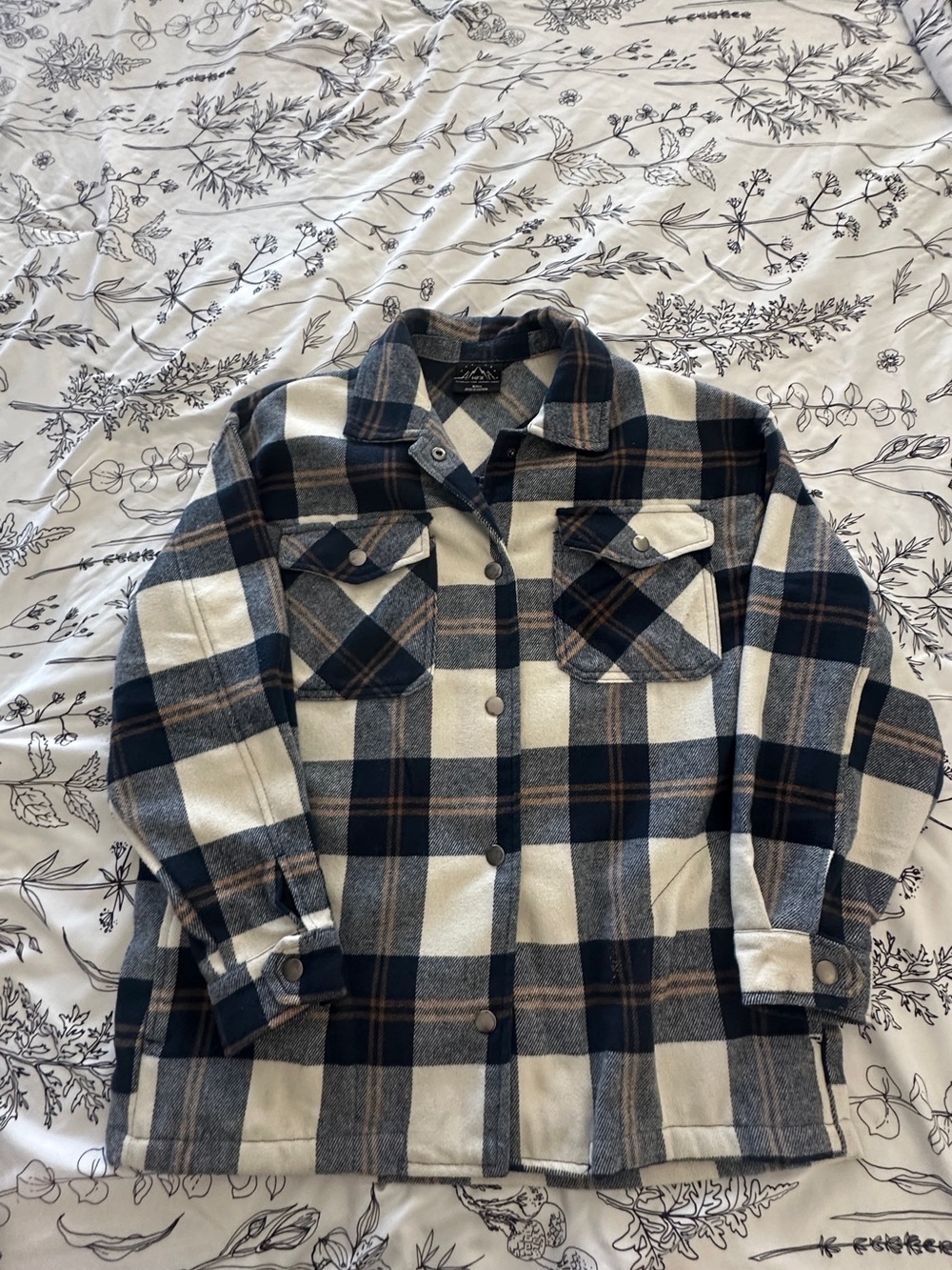 HFX Women’s Plaid Flannel Jacket (Shacket)